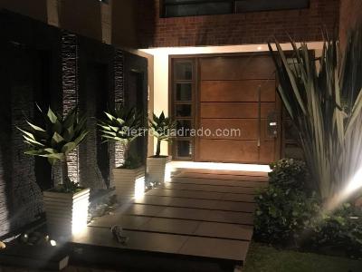 Casa de 4 alcobas en venta en Santa Ana, Chía, 680 m² · foto 2 de 20