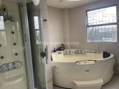 Casa de 4 alcobas en venta en Chia, Chía, 680 m² · foto 6 de 20