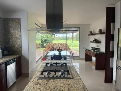 Casa de 4 alcobas en venta en Chia, Chía, 680 m² · foto 13 de 20