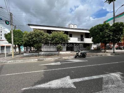 Casa de 4 alcobas en venta en Neiva, Neiva, 414 m² · foto 17 de 19