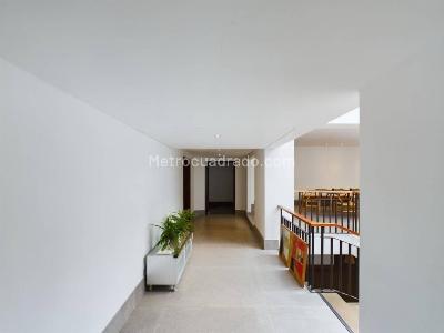 Casa de 5 alcobas en venta en Santa Ana, Bogotá, 587 m² · foto 9 de 20