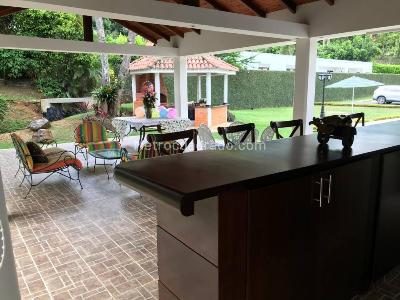 Casa de 5 alcobas en venta en La Buitrera, Cali, 1179 m² · foto 16 de 20