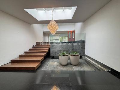 Casa de 5 alcobas en venta en Santa Ana, Bogotá, 672 m² · foto 10 de 20