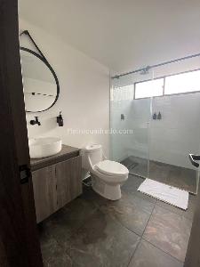 Casa de 5 alcobas en venta en Quinta Paredes, Bogotá, 220 m² · foto 11 de 17