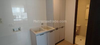 Apartamento de 3 alcobas en venta en Chico Norte Iii, Bogotá, 159 m² · foto 6 de 20