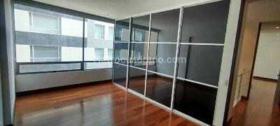 Apartamento de 3 alcobas en venta en Chico Norte Iii, Bogotá, 159 m² · foto 13 de 20