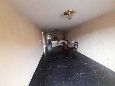 Apartamento de 4 alcobas en venta en Paulo Vi, Bogotá, 110 m² · foto 3 de 16