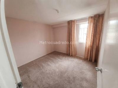 Apartamento de 4 alcobas en venta en Paulo Vi, Bogotá, 110 m² · foto 13 de 16
