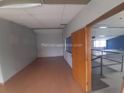 Casa de 2 alcobas en venta en Santa Paula, Bogotá, 595 m² · foto 10 de 19