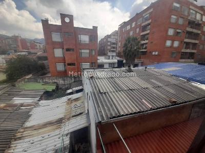 Casa de 2 alcobas en venta en Santa Paula, Bogotá, 595 m² · foto 14 de 19