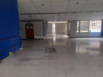 Casa de 2 alcobas en venta en Santa Paula, Bogotá, 595 m² · foto 16 de 19
