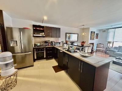 Apartamento de 2 alcobas en venta en Santa Paula, Bogotá, 100 m² · foto 10 de 11