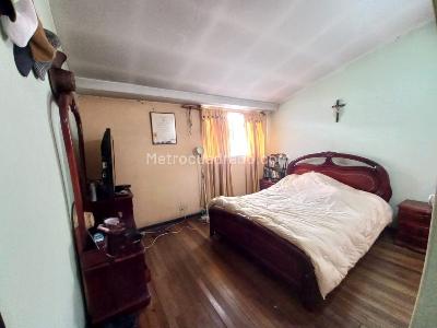 Casa en venta en Santa Isabel, Bogotá · foto 2 de 14