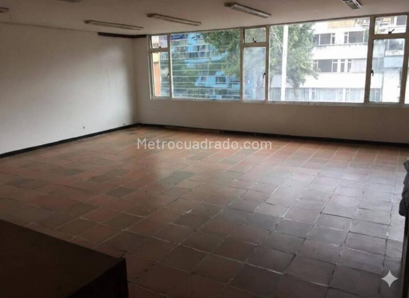 Edificio de Apartamentos en Arriendo, El Lago, Bogotá D.C. - Widok 4