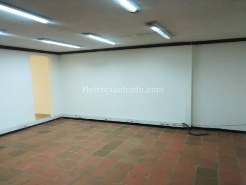 Edificio de Apartamentos en Arriendo, El Lago, Bogotá D.C. - Widok 6