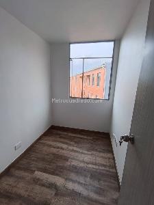 Apartamento de 3 alcobas en venta en Soacha, Soacha, 42 m² · foto 11 de 20