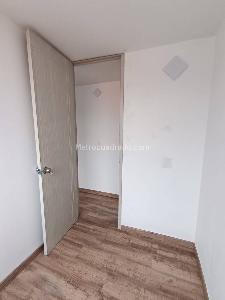 Apartamento de 3 alcobas en venta en Soacha, Soacha, 42 m² · foto 12 de 20