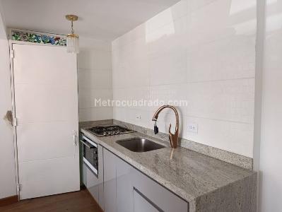 Apartamento de 2 alcobas en venta en Lago De Suba, Bogotá, 41 m² · foto 7 de 16