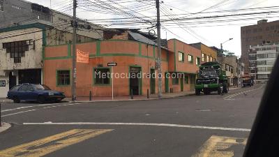 Casa de 4 alcobas en venta en Barrios Unidos, Bogotá, 300 m² · foto 2 de 3