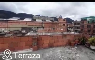 Casa de 4 alcobas en venta en Barrios Unidos, Bogotá, 300 m² · foto 3 de 3