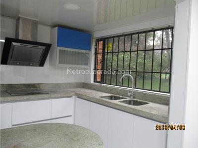 Apartamento en venta en Santa Barbara, Bogotá · foto 14 de 20