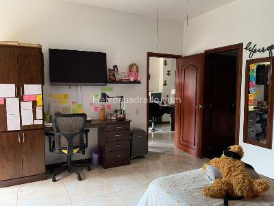 Casa de 4 alcobas en venta en Ciudad Jardin, Cali, 240 m² · foto 18 de 20