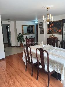 Apartamento de 3 alcobas en venta en Usaquen Santa Barbara, Bogotá, 144 m² · foto 8 de 20