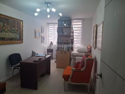 Apartamento de 3 alcobas en venta en Chico Navarra, Bogotá, 130 m² · foto 17 de 20