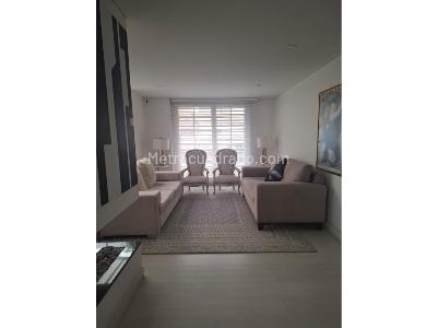 Apartamento de 3 alcobas en venta en Chico Navarra, Bogotá, 131 m² · foto 16 de 20