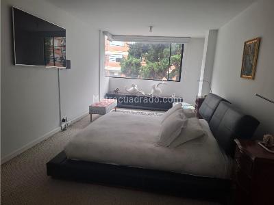 Apartamento de 3 alcobas en venta en Chico Navarra, Bogotá, 131 m² · foto 18 de 20