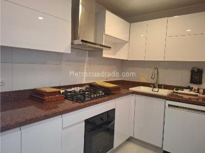 Apartamento en venta en Santa Barbara, Bogotá · foto 8 de 20
