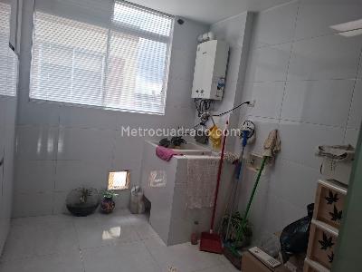 Apartamento en venta en Santa Barbara Central, Bogotá · foto 7 de 20