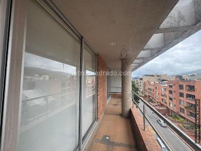 Apartamento en venta en Santa Barbara Central, Bogotá · foto 2 de 20