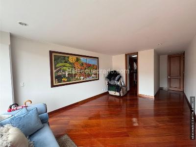 Apartamento en venta en Santa Barbara Central, Bogotá · foto 10 de 20