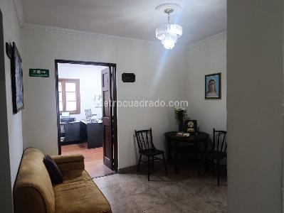 Casa de 5 alcobas en venta en Teusaquillo, Bogotá, 468 m² · foto 10 de 19