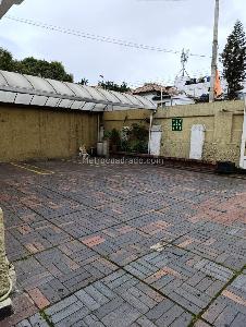 Casa de 5 alcobas en venta en Teusaquillo, Bogotá, 468 m² · foto 7 de 19