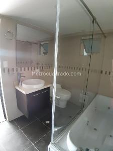 Apartamento de 5 alcobas en venta en Inaltteza, Tunja, 114 m² · foto 9 de 14