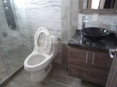 Casa de 5 alcobas en venta en Santa Ines, Tunja, 220 m² · foto 10 de 11