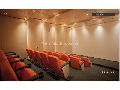 Casa de 3 alcobas en venta en Chico, Bogotá, 435 m² · foto 2 de 20