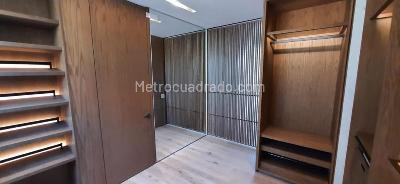 Apartamento en venta en Las Rosales, Bogotá · foto 12 de 18