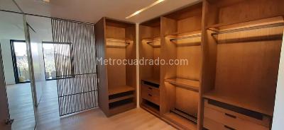 Apartamento en venta en Las Rosales, Bogotá · foto 13 de 18