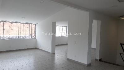 Casa de 4 alcobas en venta en Niza Sur, Bogotá, 418 m² · foto 10 de 20