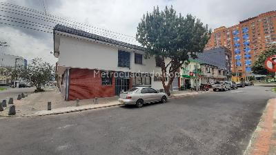 Casa de 4 alcobas en venta en El Recuerdo Teusaquillo, Bogotá, 442 m² · foto 6 de 10