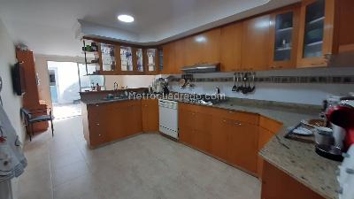Casa de 3 alcobas en arriendo en Tierra Linda, Bogotá, 375 m² · foto 3 de 19