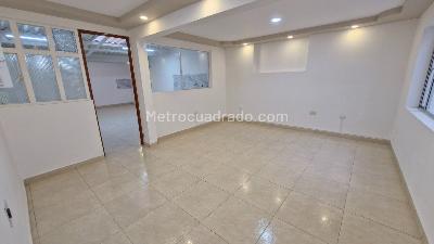 Casa de 5 alcobas en venta en Toberin, Bogotá, 348 m² · foto 17 de 20