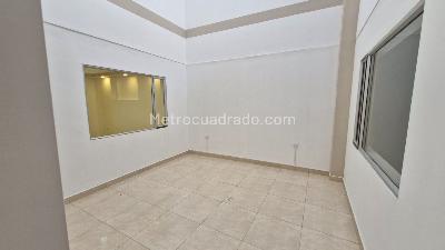 Casa de 5 alcobas en venta en Toberin, Bogotá, 348 m² · foto 19 de 20