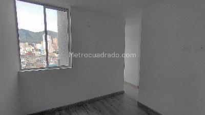Apartamento de 2 alcobas en venta en Los Martires, Bogotá, 39 m² · foto 11 de 14