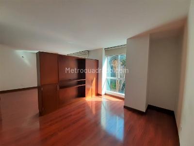 Apartamento en venta en Pardo Rubio, Bogotá · foto 3 de 11