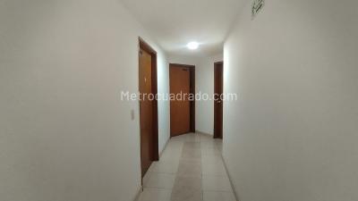 Apartamento de 1 alcoba en arriendo en Los Cedros, Bogotá, 36 m² · foto 10 de 12