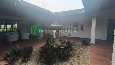 Casa de 4 alcobas en venta en Lagos Del Cacique, Bucaramanga, 300 m² · foto 7 de 20